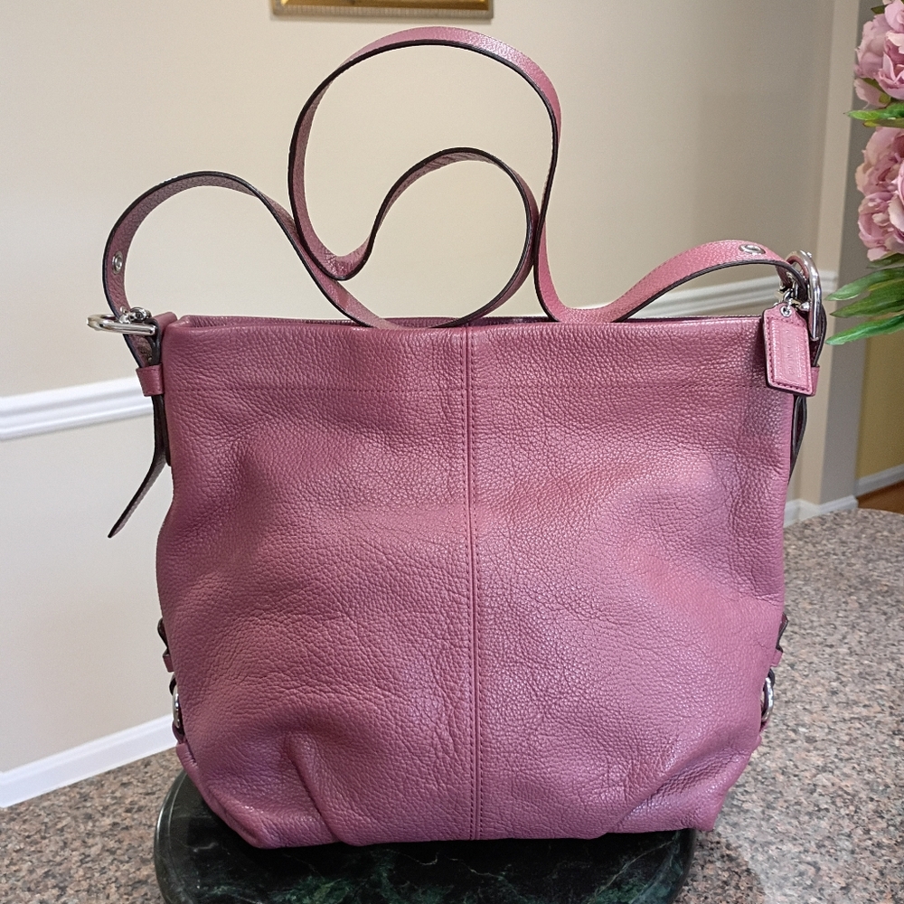 Coach Mauve Convertible duffelshoulder/Crossbody hobo bag  leather
